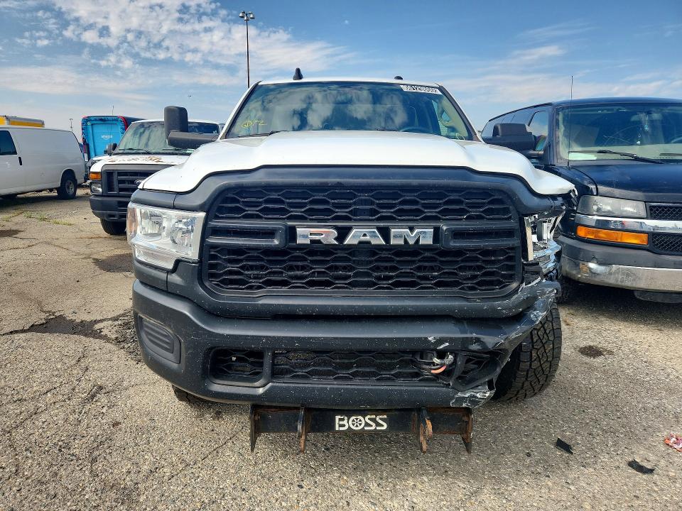 66129866 :رقم المزاد ، 3C6MR5AJ6KG603908 vin ، 2019 Ram 2500 مزاد بيع