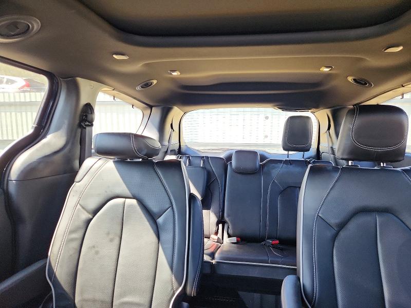 Продажа на аукционе авто 2025 Chrysler Pacifica, vin: 2C4RC1GG0SR537788, номер лота: 69736156