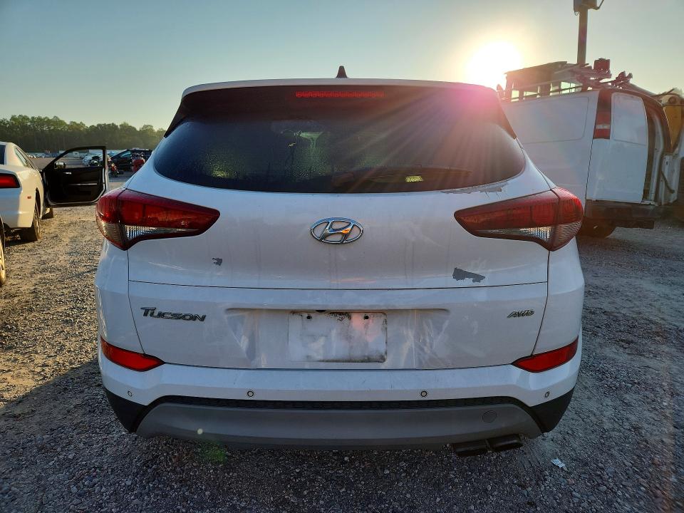 2018 Hyundai Tucson მანქანა იყიდება აუქციონზე, vin: KM8J3CA24JU756076, აუქციონის ნომერი: 65871826