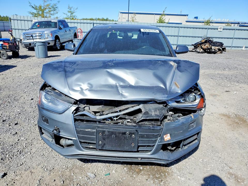 69187376 :رقم المزاد ، WAUKFCFL7FN027649 vin ، 2015 Audi A4 مزاد بيع