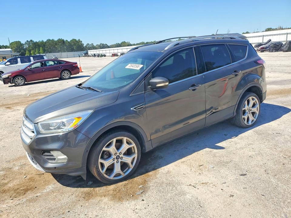 2018 Ford Escape მანქანა იყიდება აუქციონზე, vin: 1FMCU0J97JUA16474, აუქციონის ნომერი: 70940596