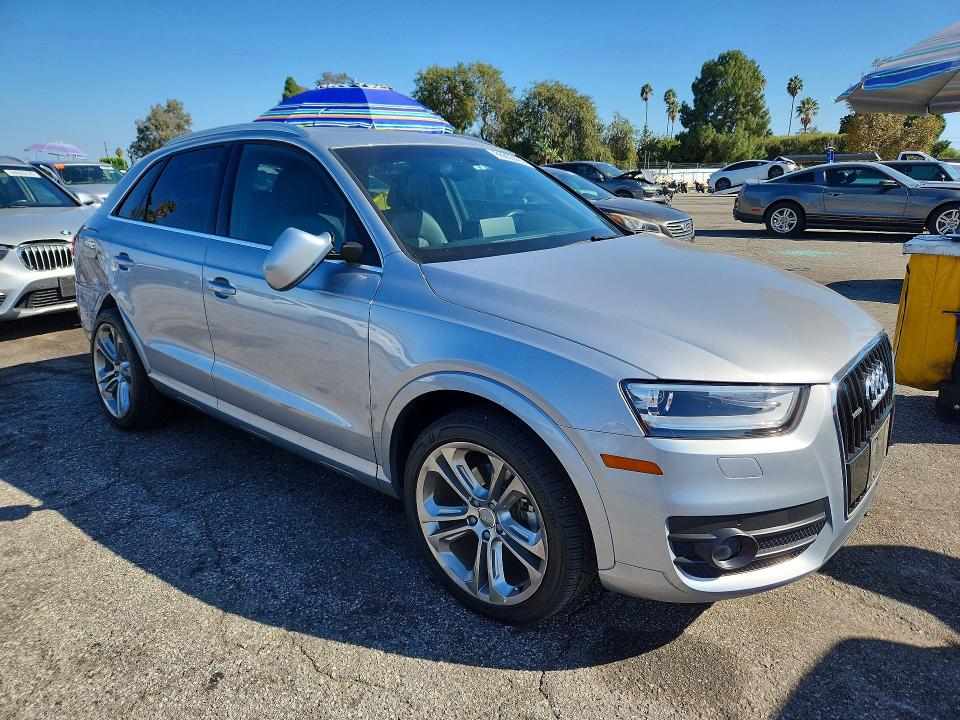 2015 Audi Q3 მანქანა იყიდება აუქციონზე, vin: WA1GFCFS1FR002359, აუქციონის ნომერი: 68855406