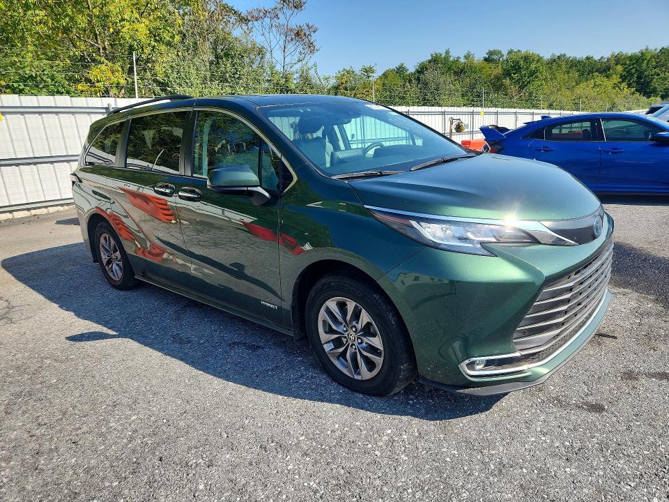 Продажа на аукционе авто 2021 Toyota Sienna, vin: 5TDJRKEC7MS025005, номер лота: 69239576