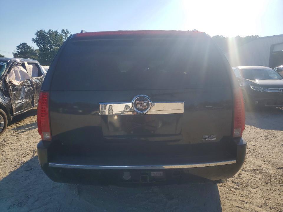 70856656 :رقم المزاد ، 1GYFK63827R357947 vin ، 2007 Cadillac Escalade مزاد بيع