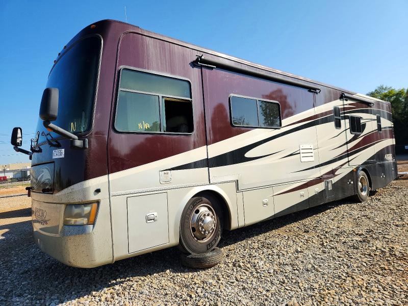 67043636 :رقم المزاد ، 4UZAB2DT7CCBL4732 vin ، 2012 Freightliner Chassis مزاد بيع