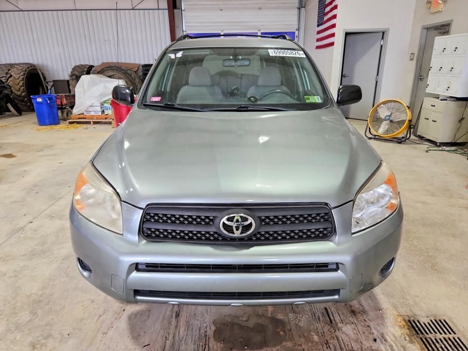 69905826 :رقم المزاد ، JTMBD33V476032642 vin ، 2007 Toyota Rav4 مزاد بيع
