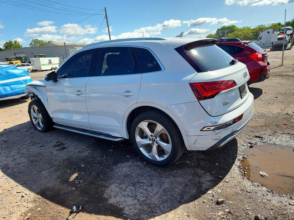 68238226 :رقم المزاد ، WA1CAAFY6M2034106 vin ، 2021 Audi Q5 مزاد بيع