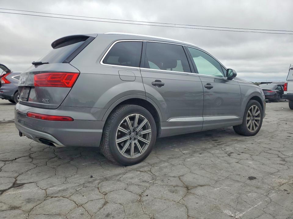 Продажа на аукционе авто 2018 Audi Q7, vin: WA1LAAF74JD008062, номер лота: 69456026