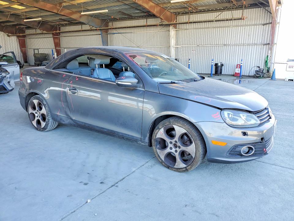 69890856 :رقم المزاد ، WVWFW8AH8DV005046 vin ، 2013 Volkswagen Eos مزاد بيع