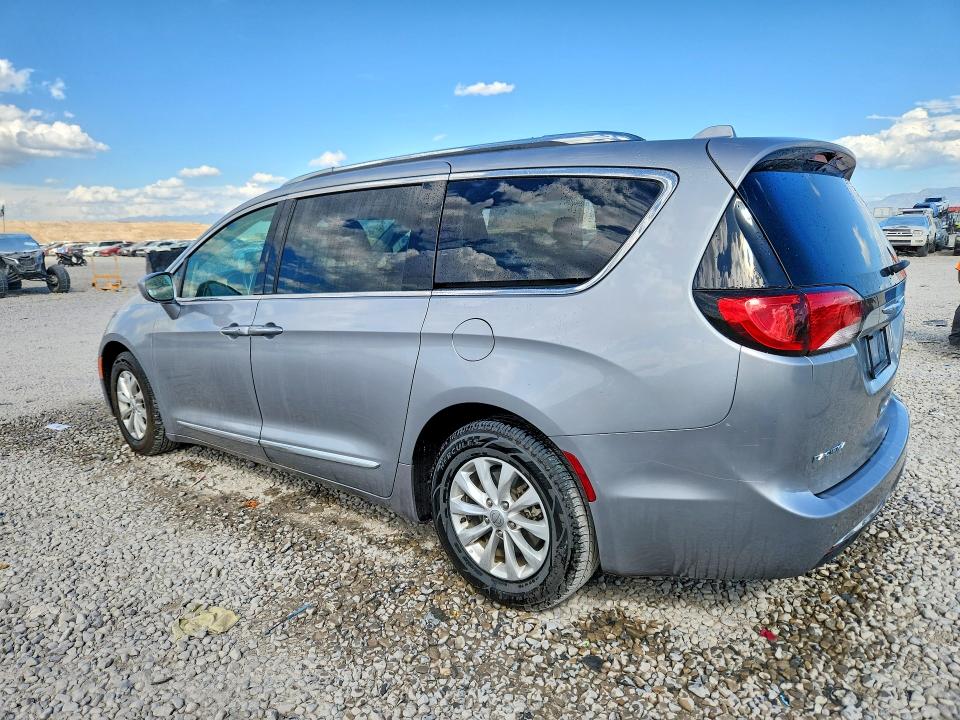 Продаж на аукціоні авто 2018 Chrysler Pacifica, vin: 2C4RC1BG1JR217403, номер лоту: 69038666
