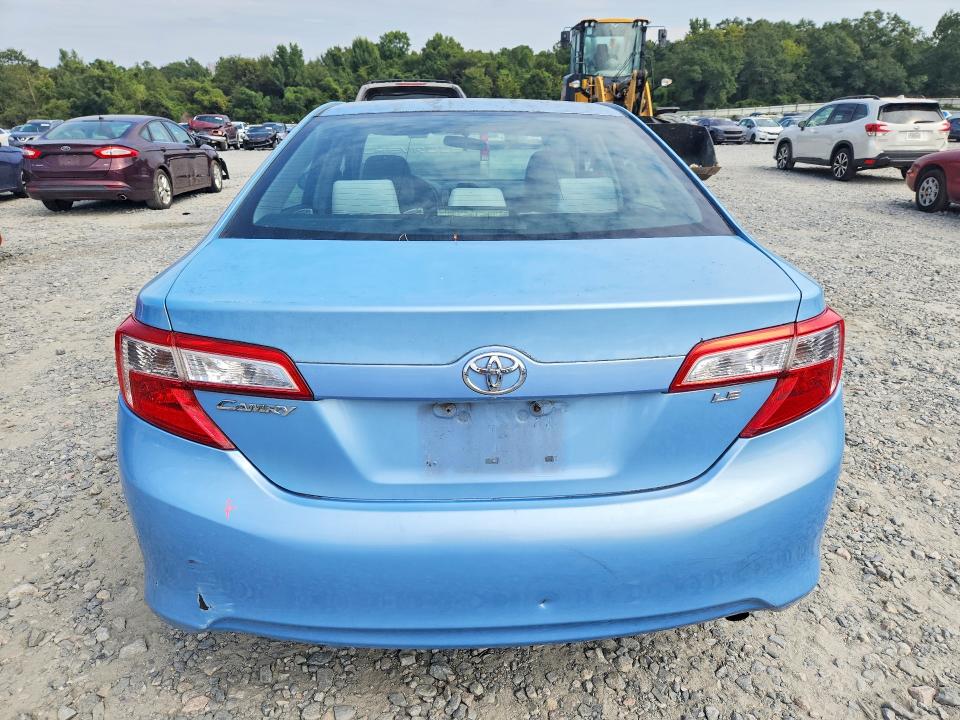 69403086 :رقم المزاد ، 4T4BF1FK4CR209293 vin ، 2012 Toyota Camry مزاد بيع