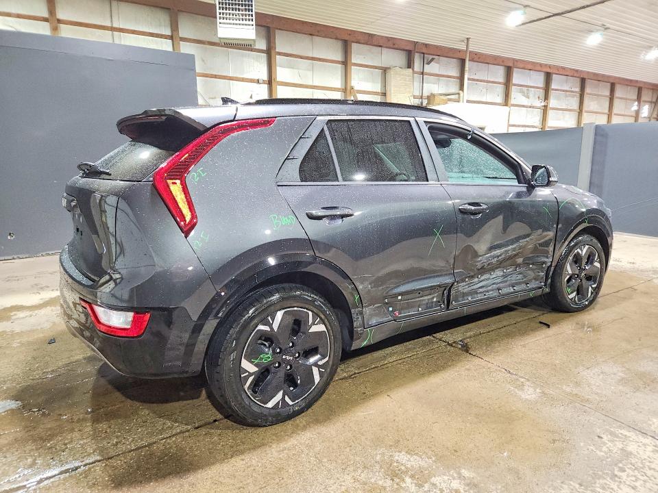 69921686 :رقم المزاد ، KNDCR3L13R5122067 vin ، 2024 Kia Niro مزاد بيع