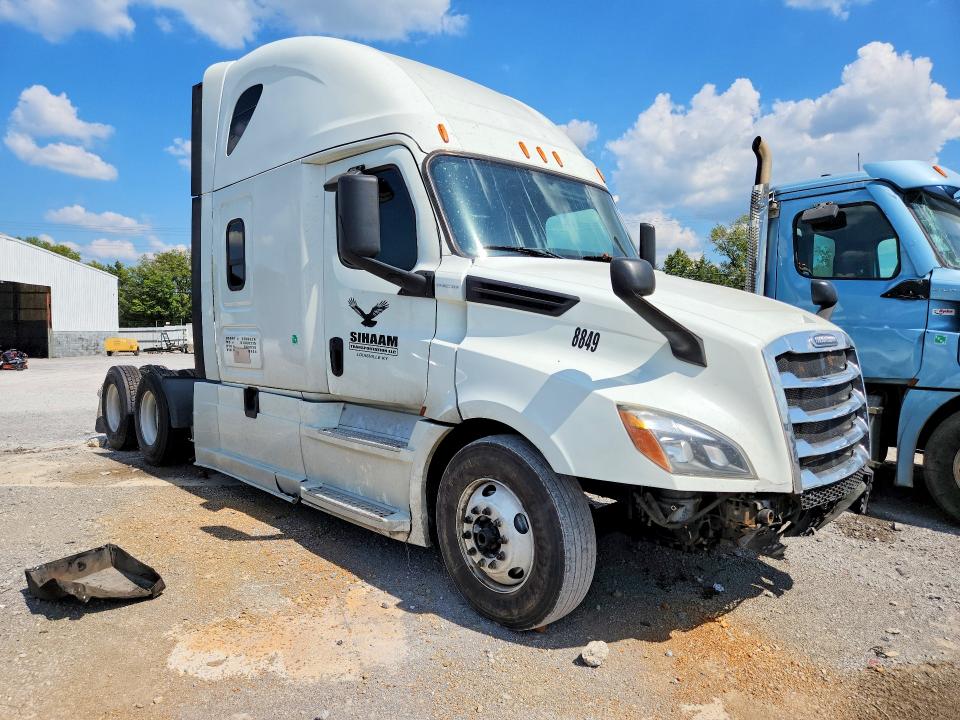 65099726 :رقم المزاد ، 3AKJHHDR1LSLT8849 vin ، 2020 Freightliner Cascadia 126 مزاد بيع