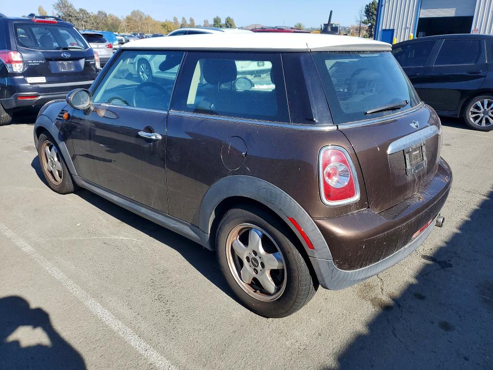 Продажа на аукционе авто 2011 Mini Cooper, vin: WMWSU3C5XBT092562, номер лота: 69810436