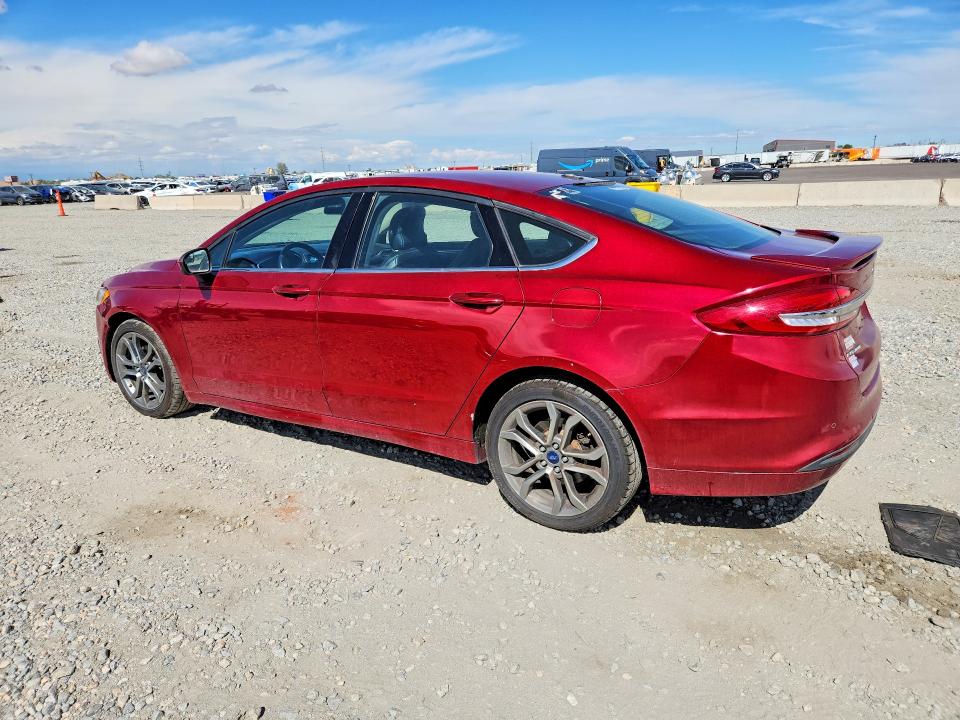 70853686 :رقم المزاد ، 3FA6P0H73HR407917 vin ، 2017 Ford Fusion مزاد بيع