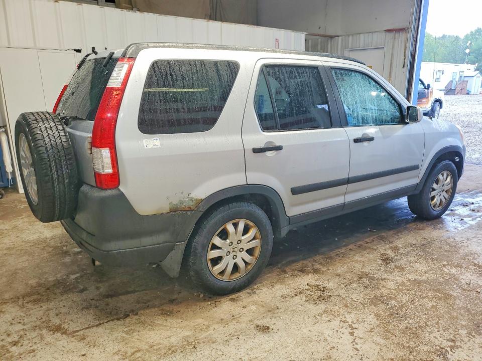 Продажа на аукционе авто 2005 Honda Cr-v, vin: SHSRD78855U322813, номер лота: 67843176