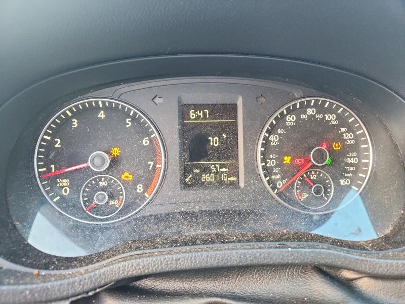70361076 :رقم المزاد ، 1VWAP7A30EC027381 vin ، 2014 Volkswagen Passat مزاد بيع