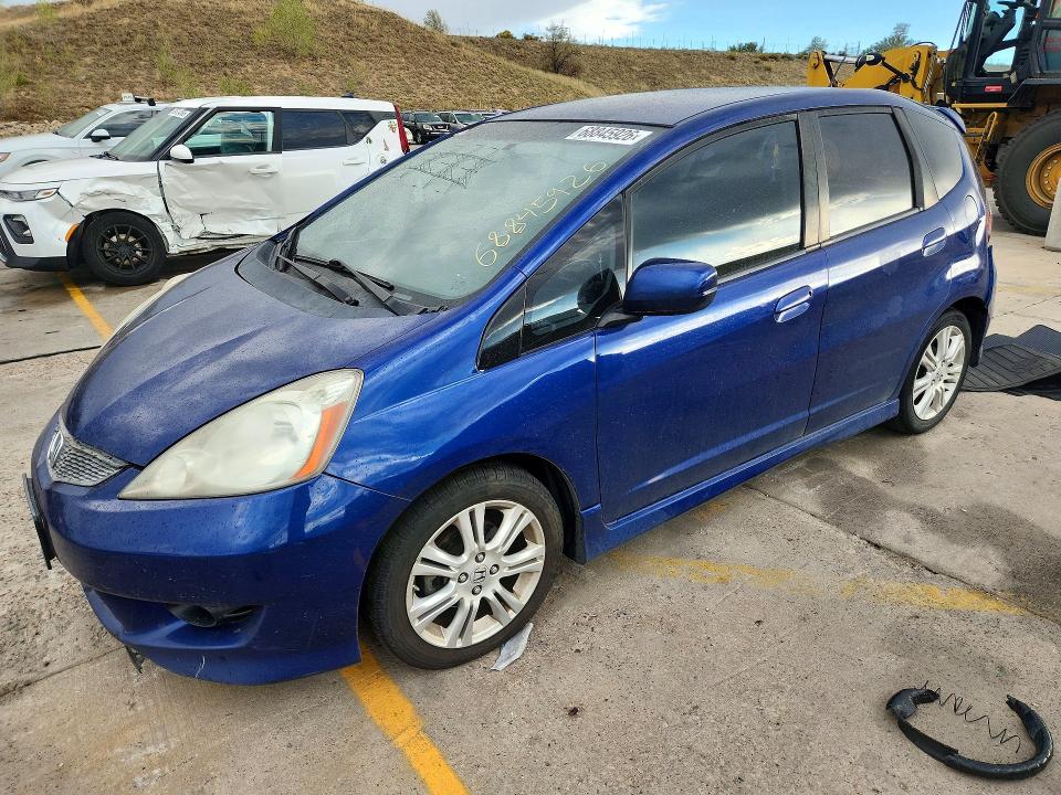68845926 :رقم المزاد ، JHMGE8H46AC004767 vin ، 2010 Honda Fit مزاد بيع