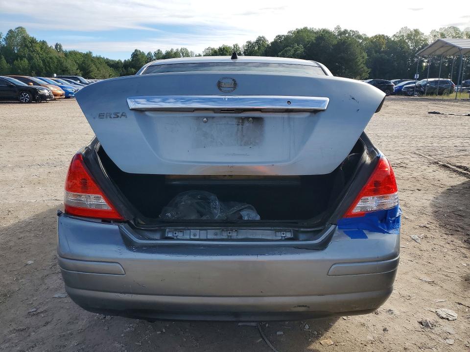 67884676 :رقم المزاد ، 3N1BC1AP0AL458940 vin ، 2010 Nissan Versa مزاد بيع