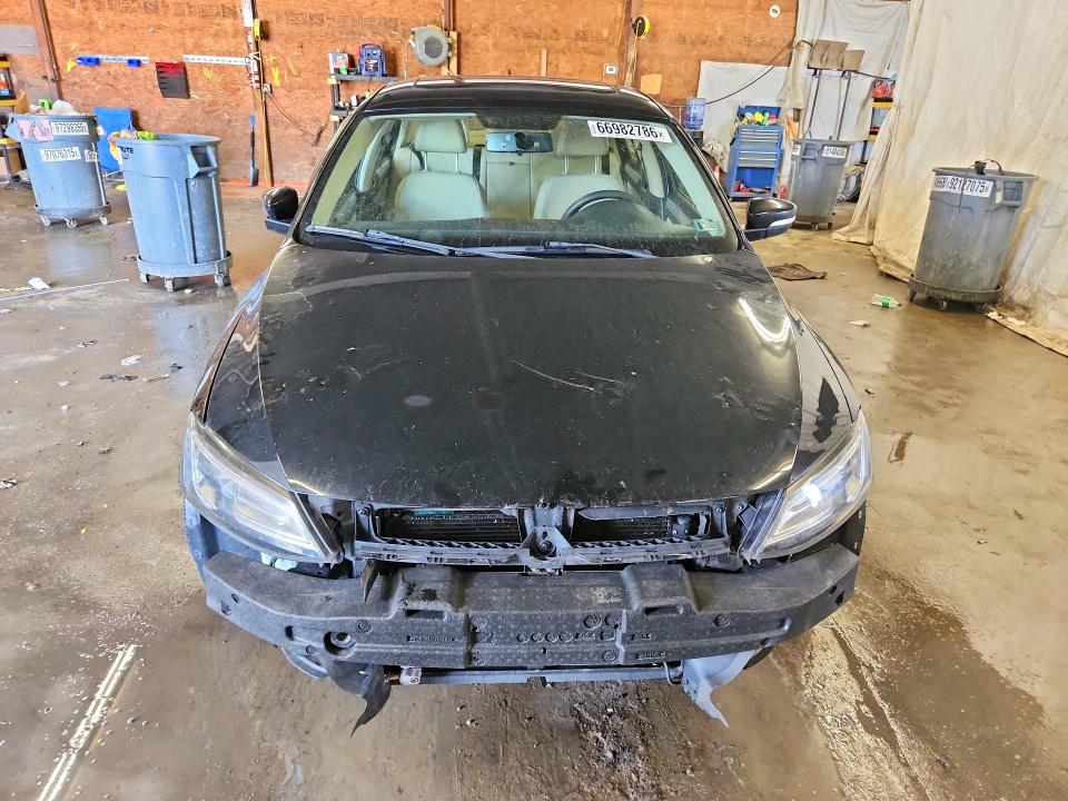 2011 Volkswagen Jetta მანქანა იყიდება აუქციონზე, vin: 3VWLL7AJ0BM130619, აუქციონის ნომერი: 66982786
