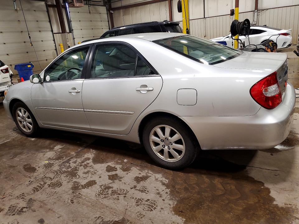 2003 Toyota Camry მანქანა იყიდება აუქციონზე, vin: 4T1BE30KX3U152308, აუქციონის ნომერი: 69915786