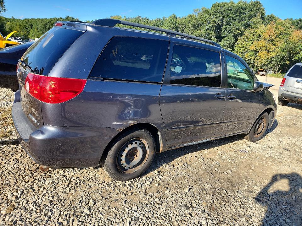 Продаж на аукціоні авто 2010 Toyota Sienna, vin: 5TDKK4CC8AS300660, номер лоту: 69485166