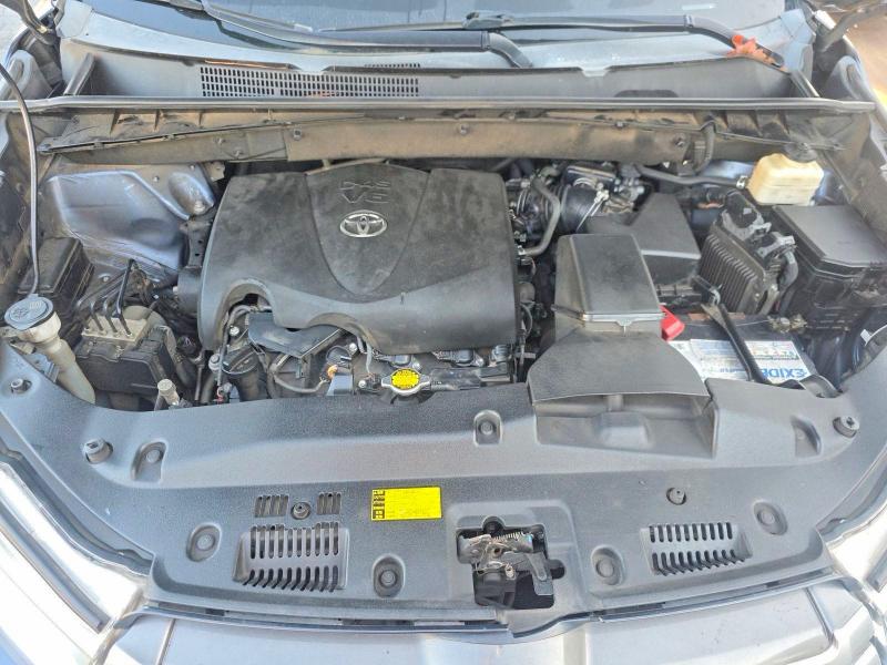 69829356 :رقم المزاد ، 5TDZZRFH2HS198054 vin ، 2017 Toyota Highlander مزاد بيع