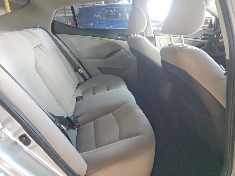 68012106 :رقم المزاد ، 5XXGM4A71FG461799 vin ، 2015 Kia Optima مزاد بيع