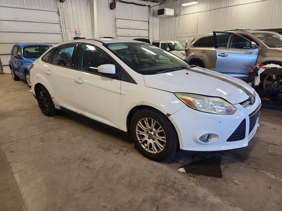 69115006 :رقم المزاد ، 1FAHP3F29CL107808 vin ، 2012 Ford Focus مزاد بيع
