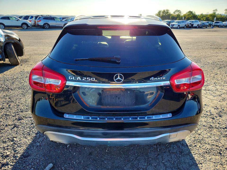 69142616 :رقم المزاد ، WDCTG4GB2JJ501601         vin ، 2018 Mercedes-benz Gla مزاد بيع