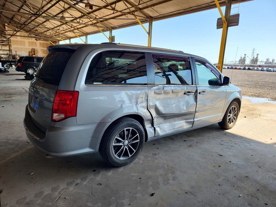 67447826 :رقم المزاد ، 2C4RDGCG1HR774045 vin ، 2017 Dodge Grand Caravan مزاد بيع