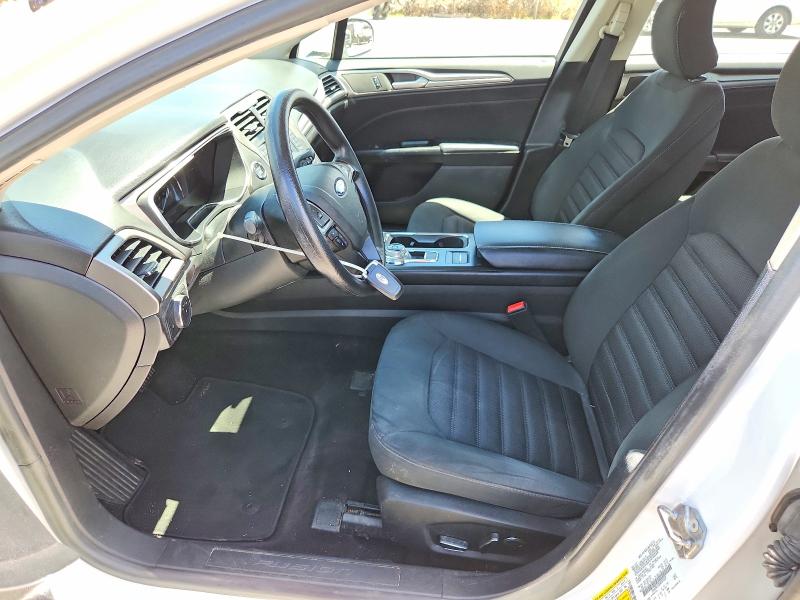 67154416 :رقم المزاد ، 3FA6P0LU3HR295827 vin ، 2017 Ford Fusion مزاد بيع
