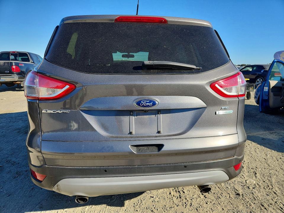 2014 Ford Escape მანქანა იყიდება აუქციონზე, vin: 1FMCU0GX0EUB09560, აუქციონის ნომერი: 70543736