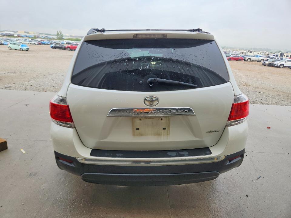 Продажа на аукционе авто 2012 Toyota Highlander, vin: 5TDBK3EH6CS115514, номер лота: 68512576