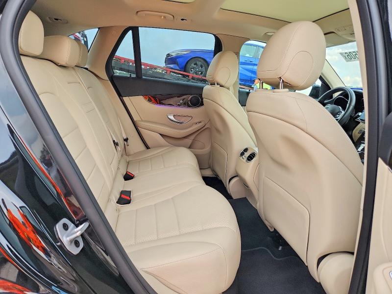 67457506 :رقم المزاد ، W1N0G8DBXNV335176 vin ، 2022 Mercedes-benz Glc مزاد بيع