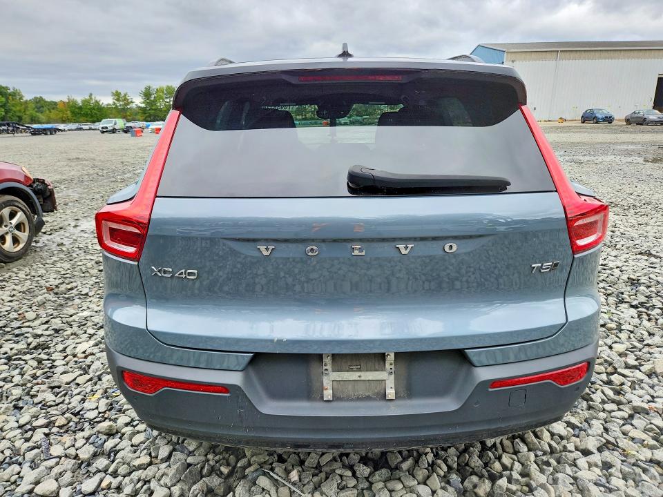 Продажа на аукционе авто 2021 Volvo Xc40, vin: YV4162UM5M2559868, номер лота: 70938126