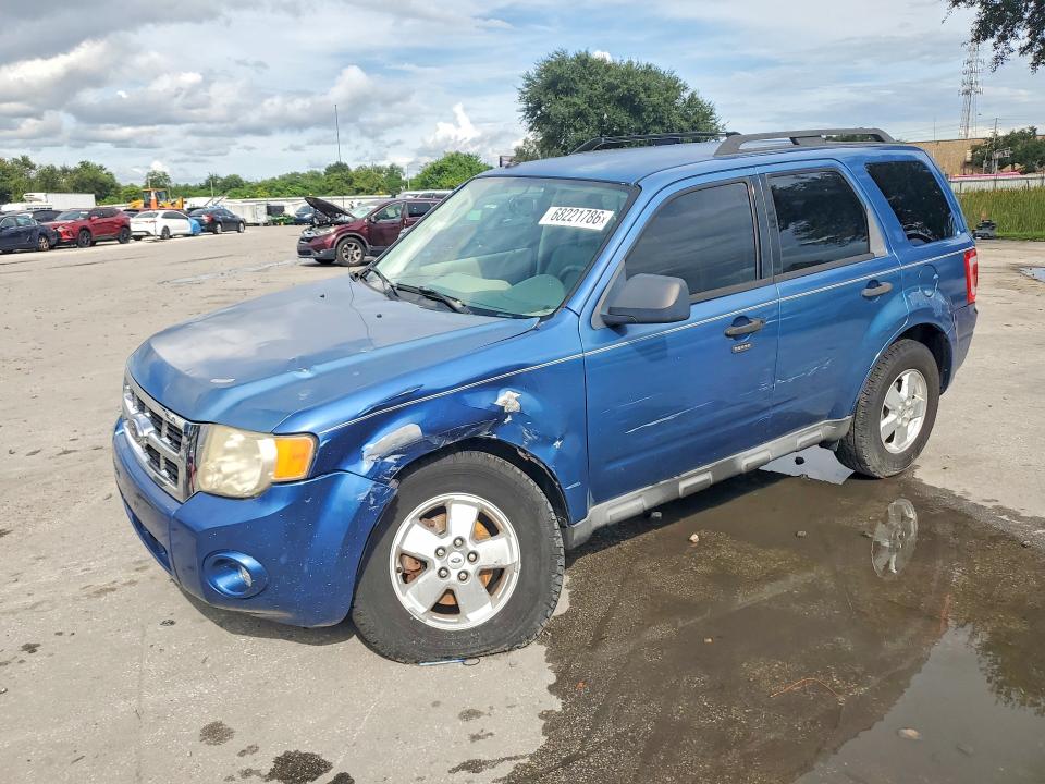 68221786 :رقم المزاد ، 1FMCU0DG9AKB89905 vin ، 2010 Ford Escape مزاد بيع