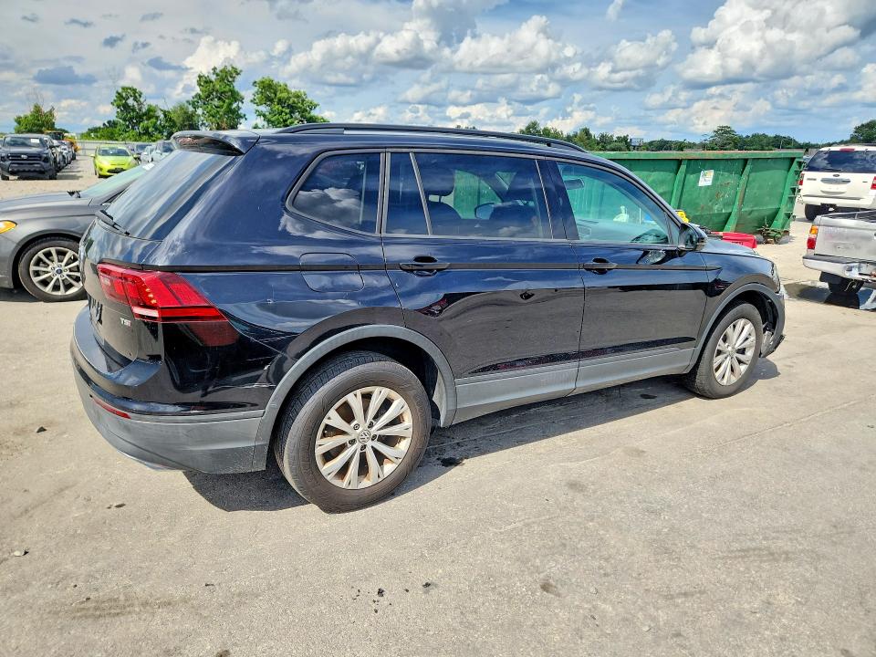 Продаж на аукціоні авто 2018 Volkswagen Tiguan, vin: 3VV1B7AXXJM053792, номер лоту: 67896516