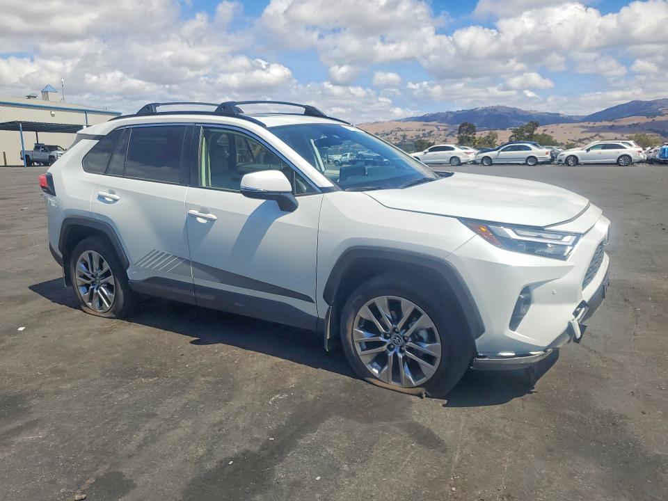 2025 Toyota Rav4 მანქანა იყიდება აუქციონზე, vin: JTMA1RFV1SJ044868, აუქციონის ნომერი: 67728626