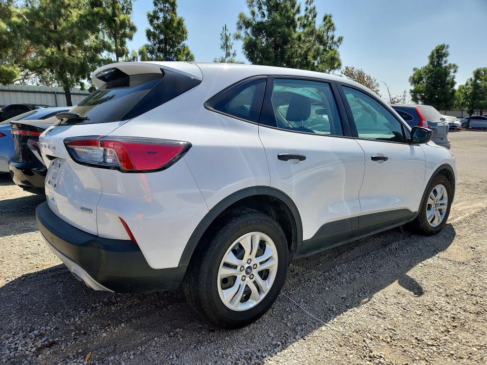 2020 Ford Escape მანქანა იყიდება აუქციონზე, vin: 1FMCU0F69LUA59313, აუქციონის ნომერი: 68153276