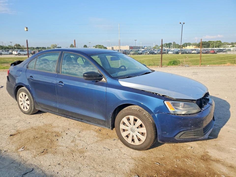 67862996 :رقم المزاد ، 3VW2K7AJ8EM375316 vin ، 2014 Volkswagen Jetta مزاد بيع