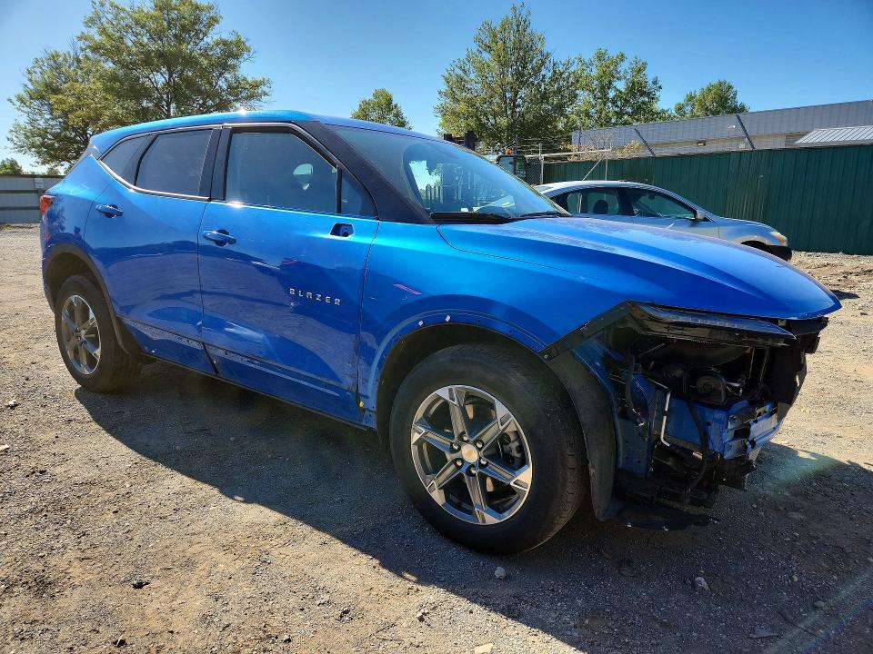 68978526 :رقم المزاد ، 3GNKBCR49SS252942 vin ، 2025 Chevrolet Blazer مزاد بيع