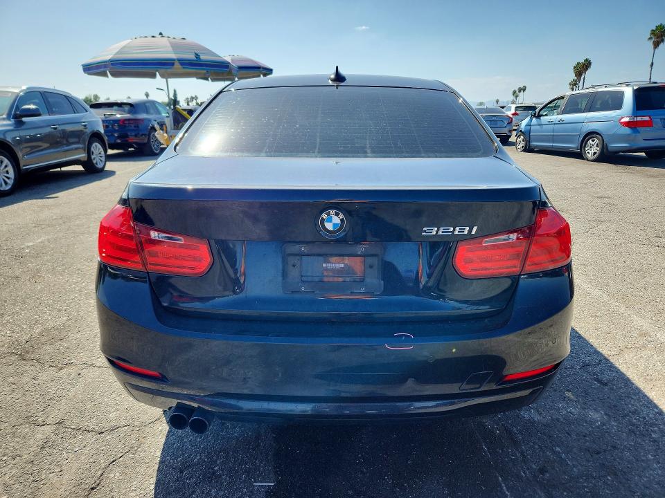 2012 Bmw 328 მანქანა იყიდება აუქციონზე, vin: WBA3C1C59CF433896, აუქციონის ნომერი: 69395786