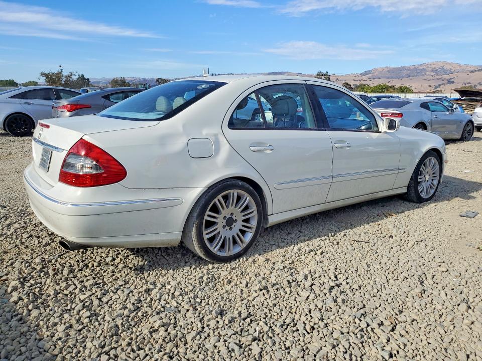 Продажа на аукционе авто 2008 Mercedes-benz E, vin: WDBUF56X08B288585, номер лота: 68191826