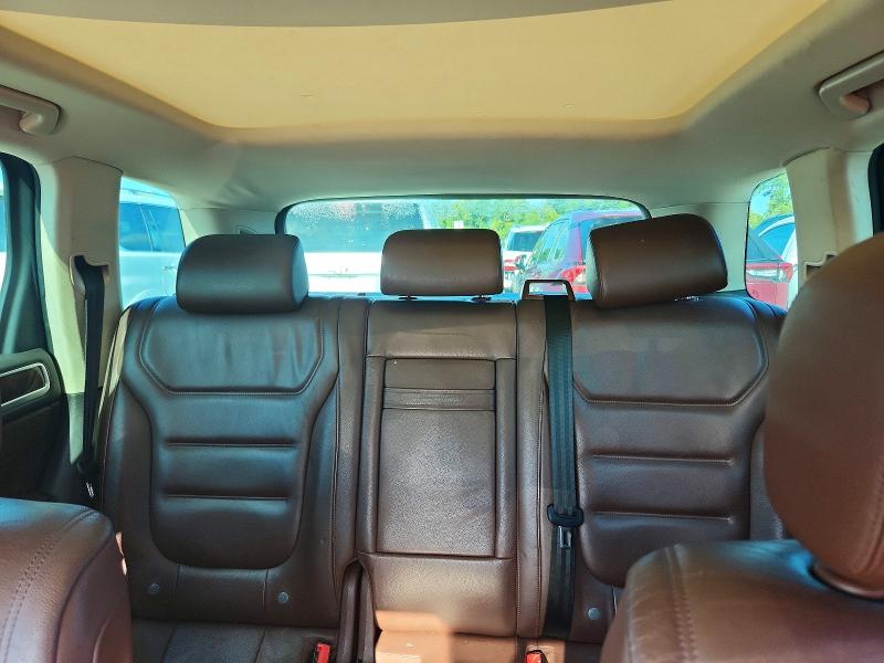 68050166 :رقم المزاد ، WVGEF9BP2CD008936 vin ، 2012 Volkswagen Touareg مزاد بيع