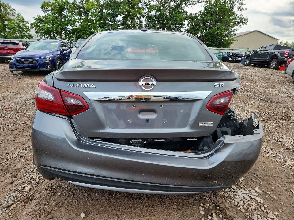 2018 Nissan Altima მანქანა იყიდება აუქციონზე, vin: 1N4AL3AP1JC135941, აუქციონის ნომერი: 67543776