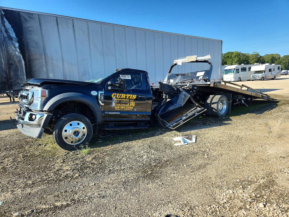 Продажа на аукционе авто 2022 Ford F550, vin: 1FDUF5HT0NDA27996, номер лота: 68986116