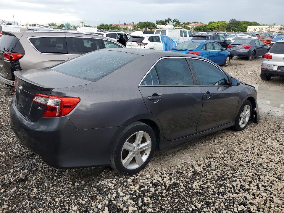 Aukcja sprzedaży 2014 Toyota Camry, vin: 4T1BF1FK8EU320362, numer aukcji: 69486326