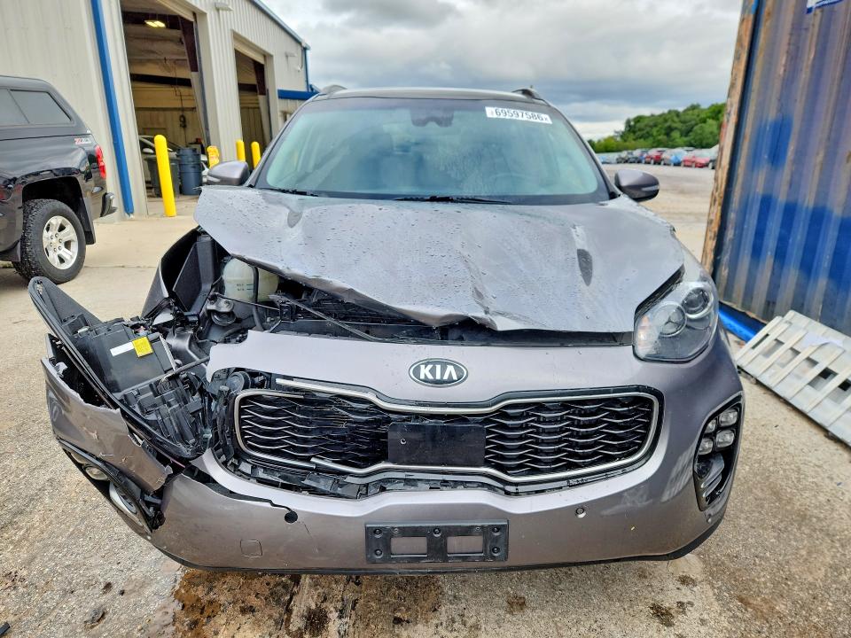 Продажа на аукционе авто 2019 Kia Sportage, vin: KNDPRCA6XK7539860, номер лота: 69597586