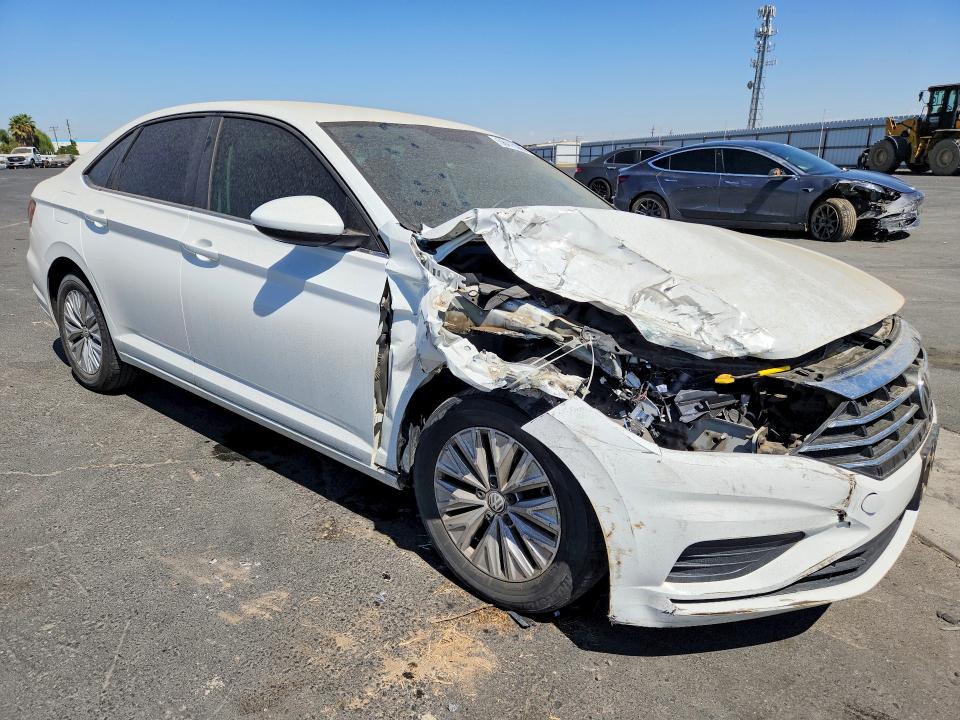 Продажа на аукционе авто 2019 Volkswagen Jetta, vin: 3VWC57BU4KM266772, номер лота: 68415366